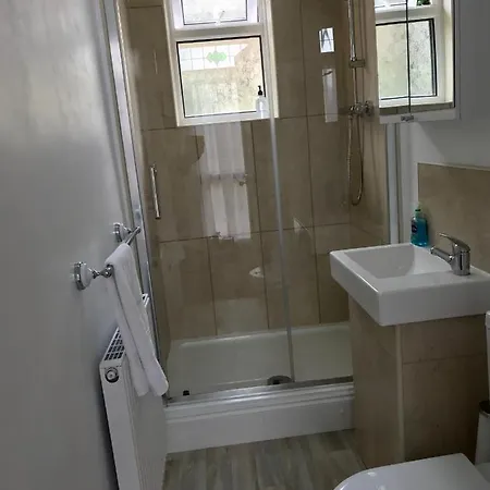 Glen View Bed & Breakfast 3*