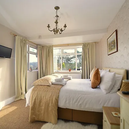 Glen View Bed & Breakfast 3*